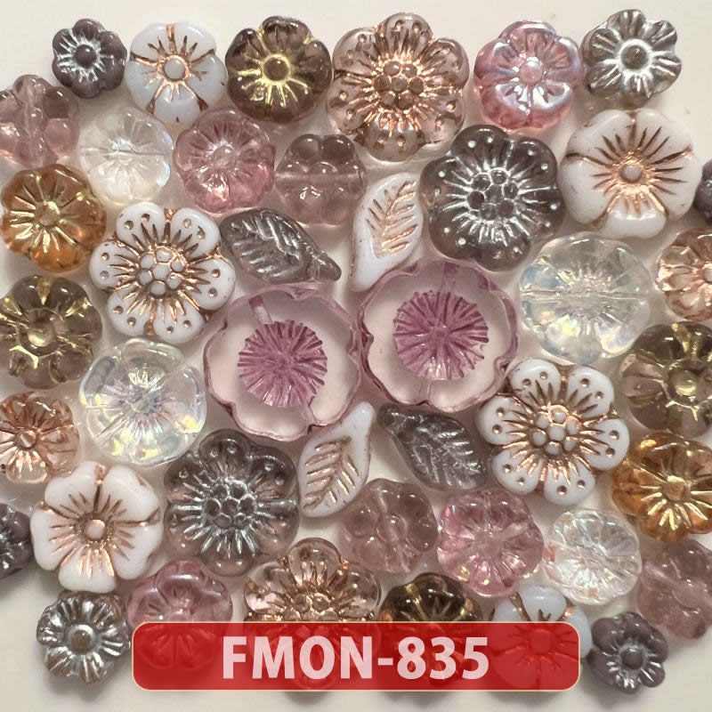 【1位受賞】店長おすすめ！ビーズ チェコビーズ アソート【売り切りチェコビーズ 約6mm-・在庫限りの早いもの勝ち・画像通り・ペア】【1000円ぽっきり】【チェコ ビーズ福袋】ビーズ チェコ ビーズ手芸 パーツ ガラスビーズ フラワー ハンドメイド 手芸 材料 素材 daizybeads-10010812 ビーズ パーツ通販デイジービーズ サンプル画像3