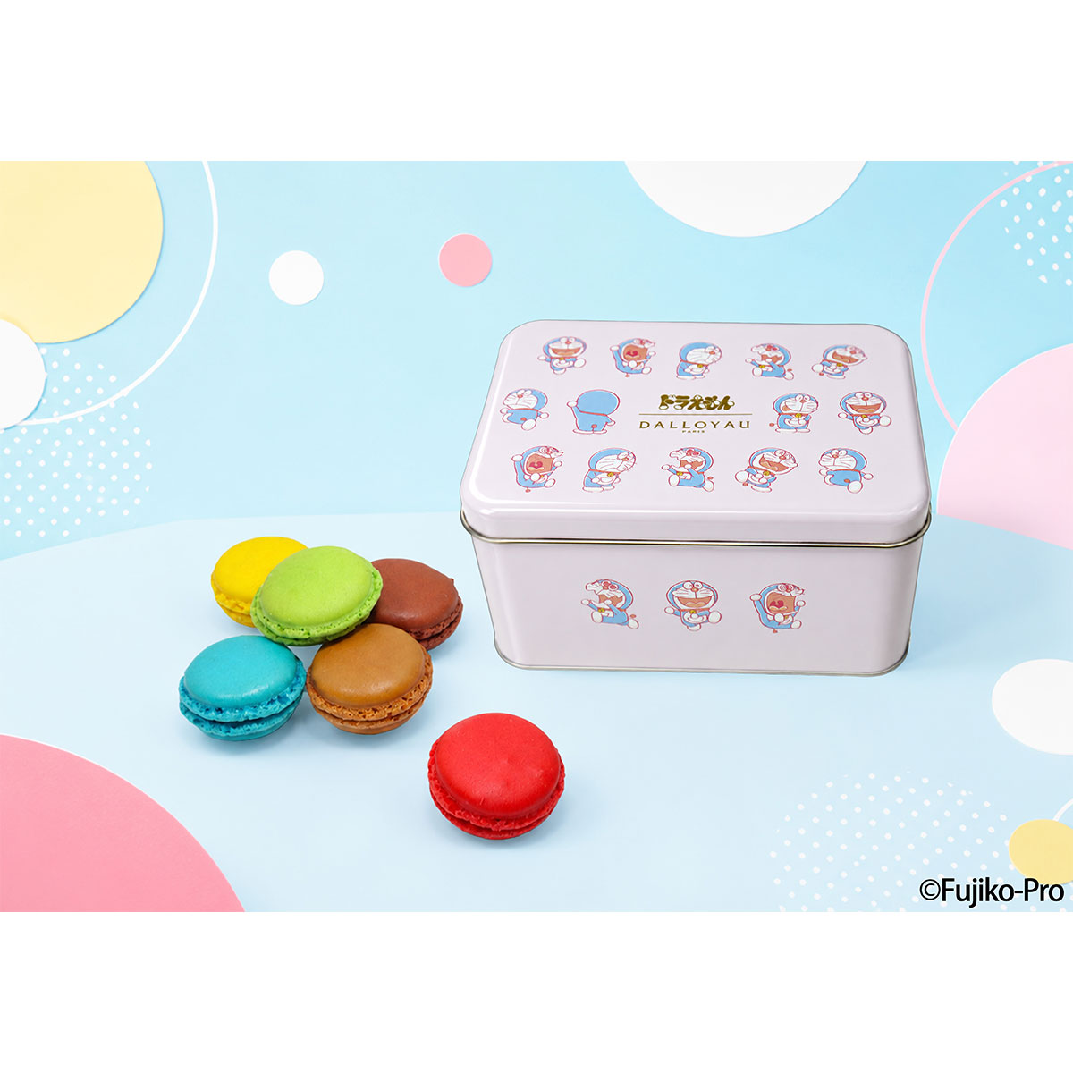 ダロワイヨ ドラえもん マカロン缶（6個入）お中元 ギフト 洋菓子 焼き菓子 スイーツ マカロン プレゼント プチギフト 贈り物 かわいい 個包装 送別 キャラ 御礼 御祝 お取り寄せ 差し入れ 手土産 人気 缶