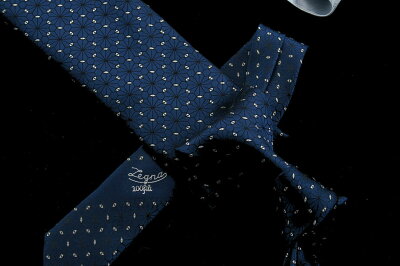 ★ERMENEGILDO ZEGNA ネクタイゼニア LA COLLEZIONE di VIA CONDOTTIZEGNA 100fili No,2224ローマ直送品★ZEGNAネクタイZEGNA旗艦店ローマ コンドッテコレクション