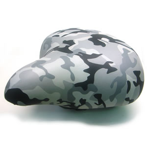 カッコイイ迷彩柄のサドル　グレー