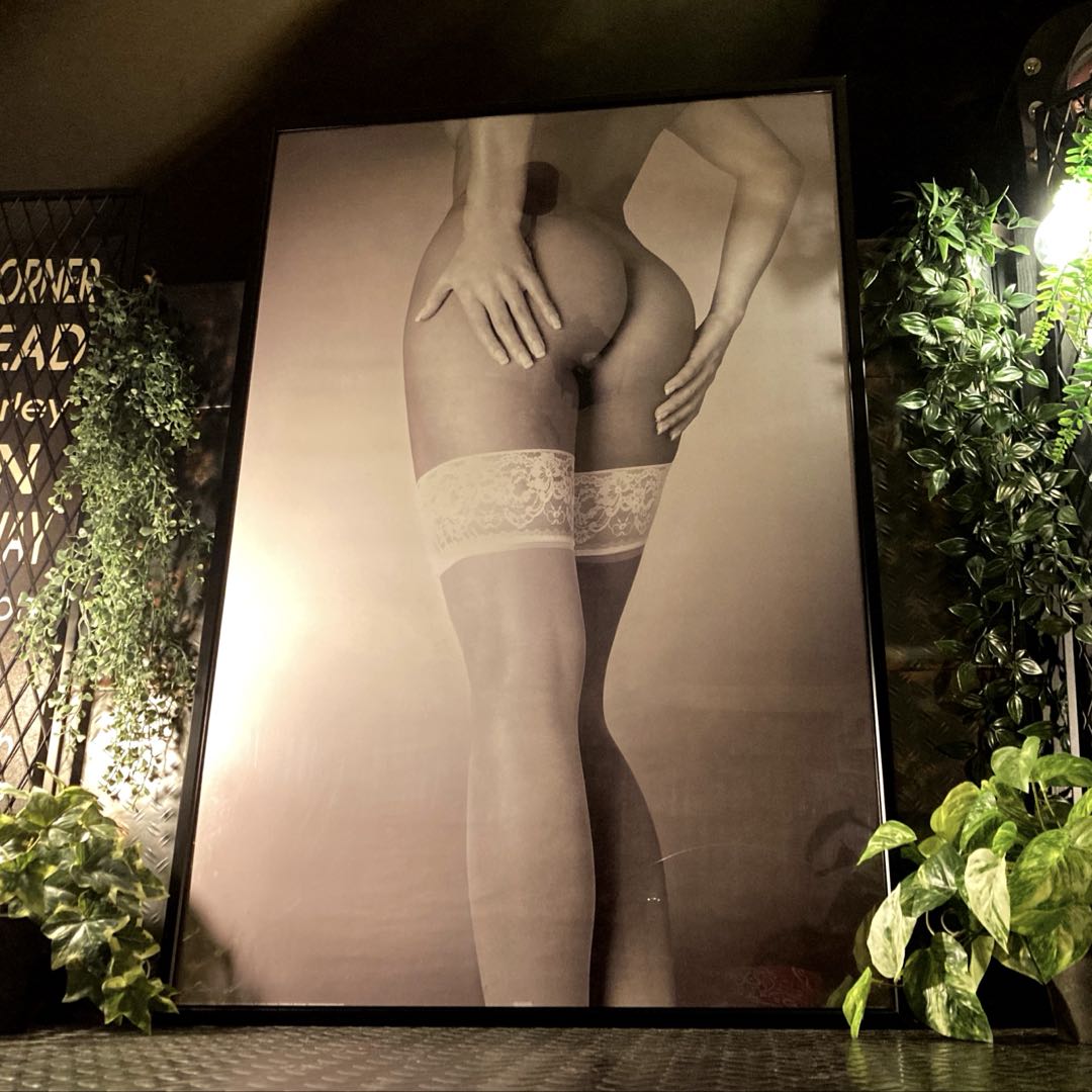 Rakuten - 男前インテリア｢SEXY ART STOCKINGS｣超超大型アートポスター ブルックリンインテリア 男前インテリア アートパネル カフェインテリア アートポスター セクシーガール SEXYGIRL NUDEART バスロールサインインテリア アメリカンビンテージ DandyLifeSpace