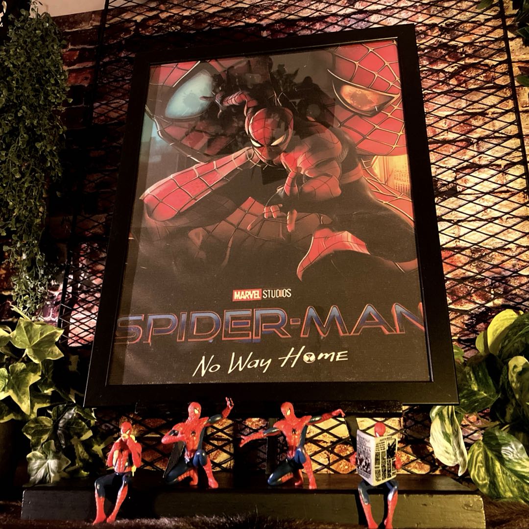 2点セット｢SPIDER-MAN(スパイダーマン)｣フィギュア4体＆アートパネル ブルックリンスタイル 男前インテリア ミッドセンチュリースタイル NEWYORK アメリカンダイナー 店舗装飾 アメリカンカジュアル アートパネル 店舗什器 カフェインテリア DandyLifeSpace
