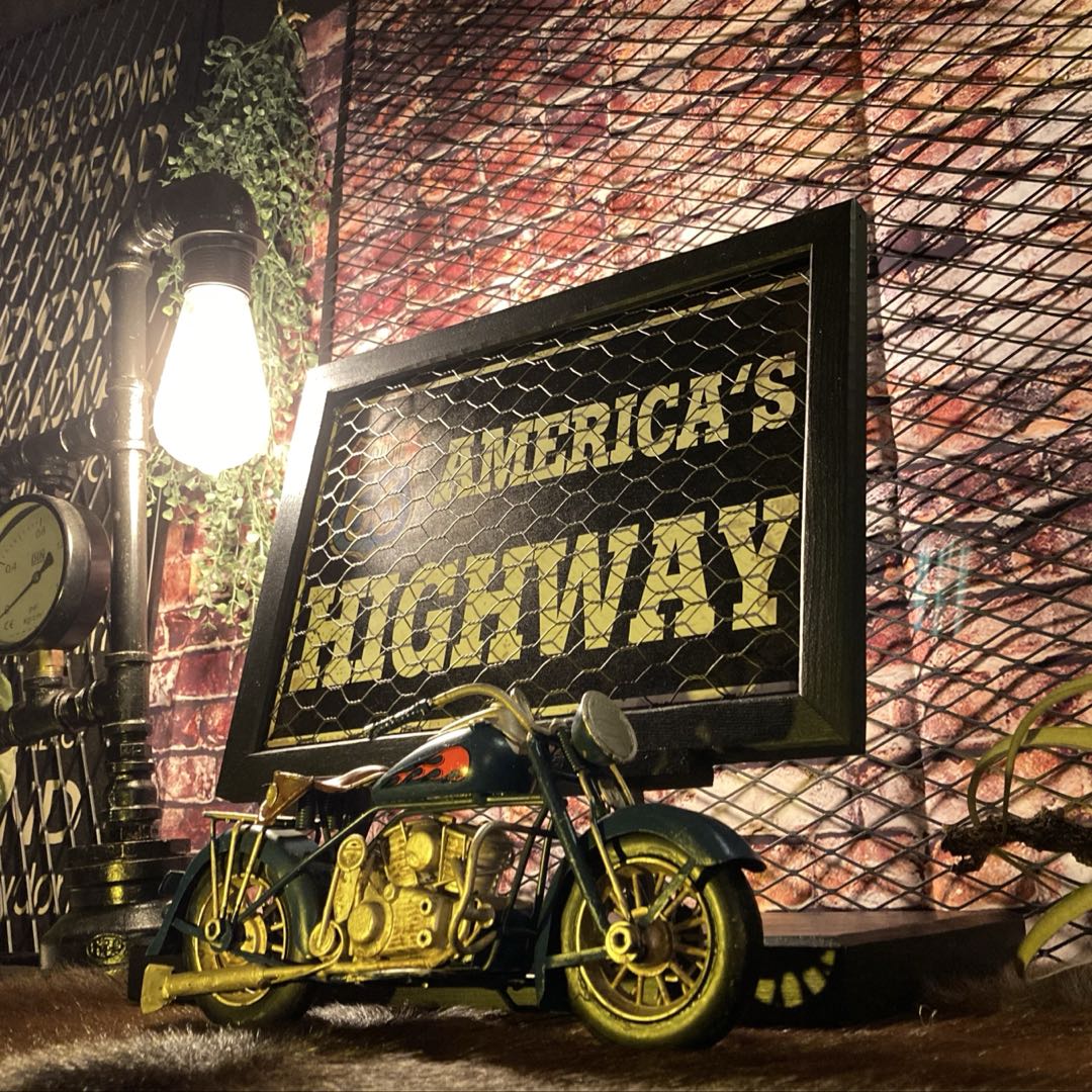 Rakuten - ｢HIGHWAY ROUTE66｣メタル製アイアンフェンス仕上げアートパネル 男前インテリア ガレージ ブリキ看板 男の隠れ家 アートパネル GARAGE カフェインテリア ミッドセンチュリーインテリア 店舗什器 店舗装飾 BAR カフェインテリア DandyLifeSpace