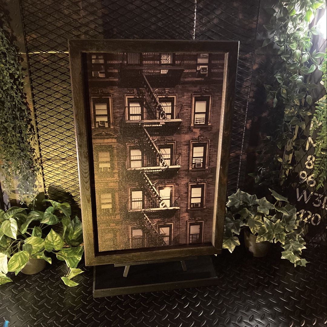 Rakuten - ｢N.Y.C. FIRE ESCAPE」キャンバス製ウッドアートパネル(額入り) ブルックリンスタイル 男前インテリア アメリカンビンテージ カフェインテリア インダストリアルインテリア 配管インテリア ウォールシェルフ industrial ウォールラック 鉄骨階段 DandyLifeSpace
