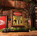 ｢ZOMBIES AHEAD｣!! メタル製 アイアンフェンスアート(額付き)!! カフェインテリア オールドアメリカン アメリカンカジュアル ティンプレート ブリキ看板 アメリカンビンテージ レトロアメリカン ガレージインテリア 男前インテリア ゾンビ 男の隠れ家 DandyLifeSpace