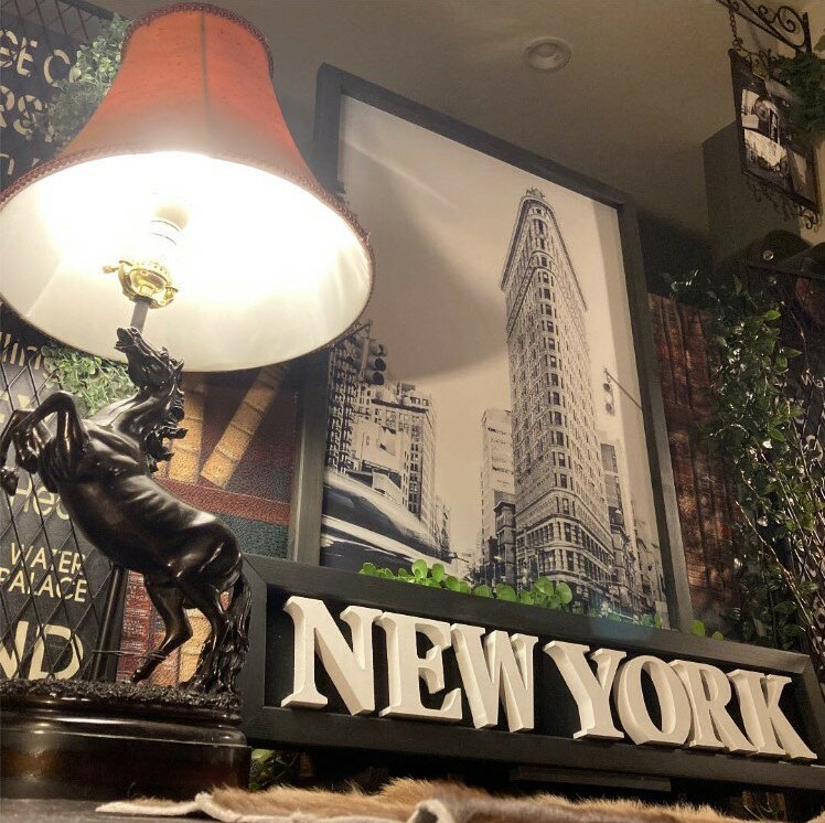 Rakuten - NEWYORKフラットアイアンビル!! キャンバス製 高級アートパネル(額付き)!! ブルックリンインテリア 男前インテリア アートパネル アメリカンビンテージ インダストリアルインテリア バスロールサイン フラットアイアンビル 店舗什器 店舗展示品 DandyLifeSpace