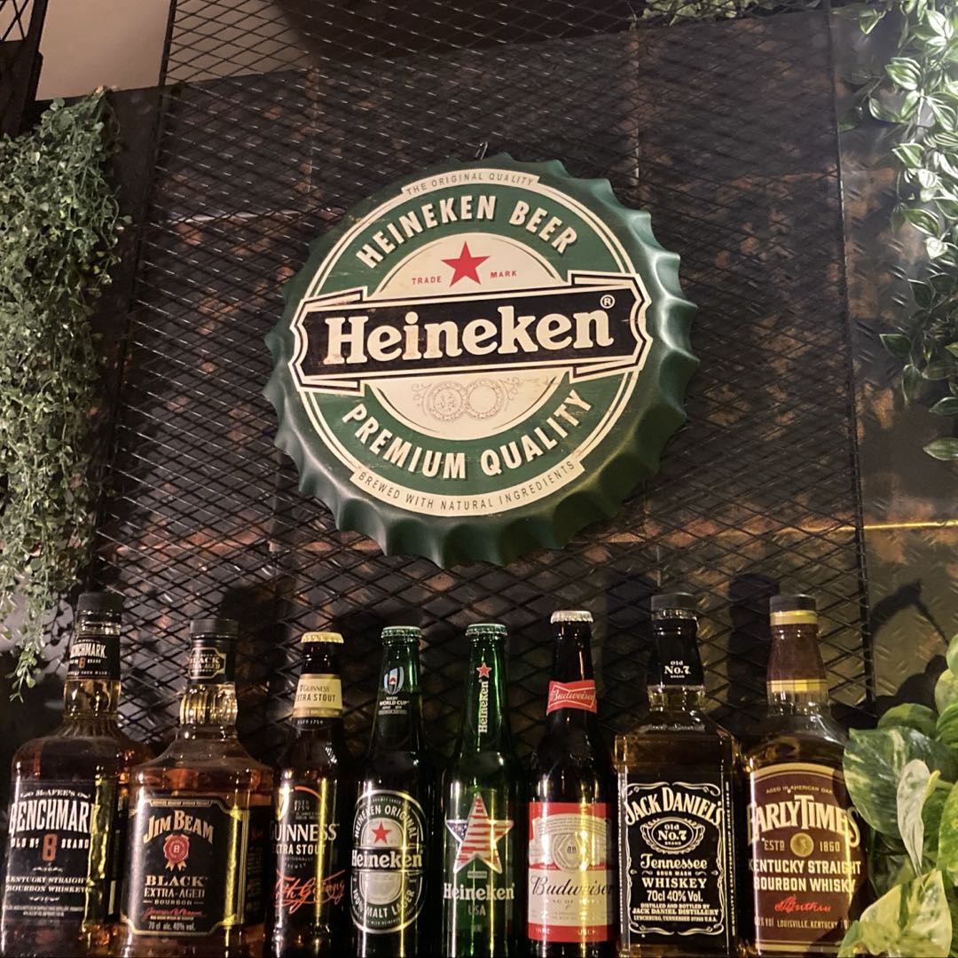 ｢Heineken Crown｣ダイカット＆エンボス加工メタル製ウォールオブジェ 男前インテリア ア ...