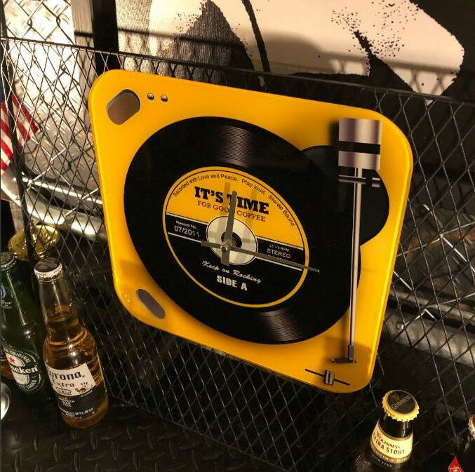 RECORD PLAYER DESIGN!! WALL CLOCK!! YELLOW!! アメリカンビンテージ アメカジ雑貨 ガレージインテリア アメリカンカジュアル 男前インテリア オールドアメリカン レトロアメリカン アメリカンダイナー 店舗什器 店舗装飾DandyLifeSpace レコードクロック DINER