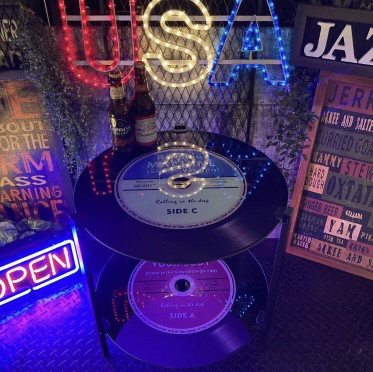 AMERICAN DINER II 70'S~80'S!! ガラス製 カフェテーブル!! ブルックリン カフェインテリア オールドアメリカン アメリカンビンテージ アメリカンアンティーク レトロアメリカン 男前インテリア レトロカルチャー アメリカンカジュアル センターテーブル DandyLifeSpace