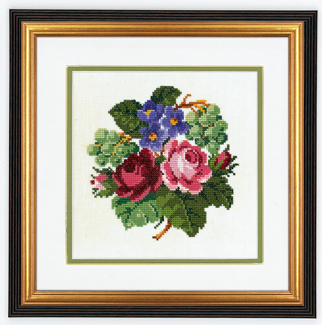 バラとブドウ ☆初心者向き☆EVA ROSENSTAND　クロスステッチ キット デンマーク 北欧 刺しゅう