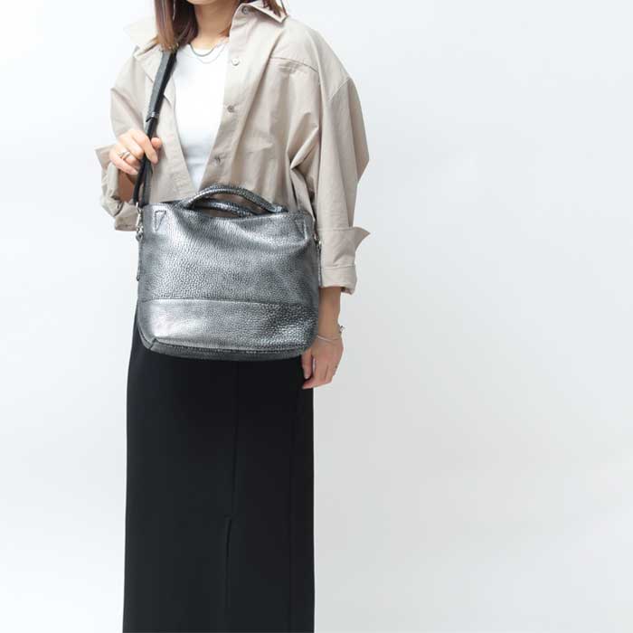 DANJO バッグ 財布 シューズの通販のリリー バッグ LILY トートバッグ ショルダーバッグ 2WAY 本革 レディース リアルマインド REAL MIND ワイル WILE 210451 ★｜アングル3