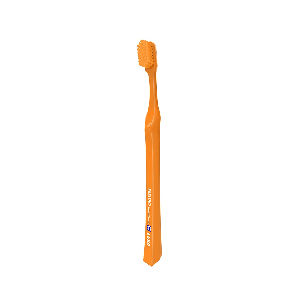 PESITRO@Ultra Clean6580 TOOTH BRUSH@uVatb-e1̃wbhɂȂ6580{Aт邱Ƃŏ_炩ȐSn悢\ɁuVɂ0.10mm̋ɍׂ̓Ȗэނgp􂱂̏_炩߂̖тs邱ƂȂIɂꂢɁ