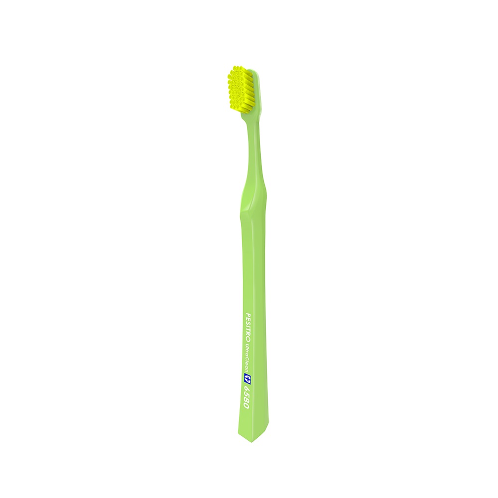 PESITRO@Ultra Clean6580 TOOTH BRUSH@uVatb-s1̃wbhɂȂ6580{Aт邱Ƃŏ_炩ȐSn悢\ɁuVɂ0.10mm̋ɍׂ̓Ȗэނgp􂱂̏_炩߂̖тs邱ƂȂIɂꂢɁ