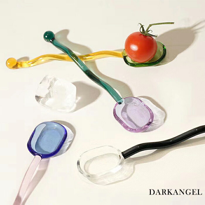 ガラススプーン オシャレ 海外雑貨 うねうねスプーン 韓国 デザイン ガラス カーブ ティースプーン ジャムスプーン ブルー グリーン ブラック 透明 インテリア ガラス製 レトロ カトラリー 軽量 ガラス アート 小物 うねうね おしゃれ 【 うねうねガラススプーン 】のサムネイル