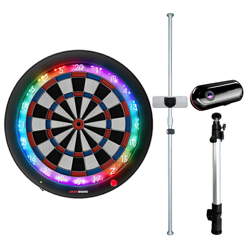 ■内容物 ・ダーツボード GRAN DARTS グランボード3s ブルー ・ダーツスタンド GRAN DARTS ポールスタンド ・GRAN DARTS グランカム ・GRAN DARTS グランカム アーム ■ダーツボード GRAN DARTS グランボード3s ブルー ・LED機能が追加されたGRANBOARDの最新プロモデル ・ヒットやアワードなどのアクションがLEDと連動 ・アプリからLEDカラーのカスタマイズ可能 ・別売の「LEDダーツマット」やSmart電球「PHILIPS hue」がGRANBOARD3と連動 部屋全体を光で演出 ・MicroUSBポートで電源供給可能 ・オンライン対戦「GRAN ONLINE」対応 ・最高水準の静音性 ・アウターセンサー搭載(アプリで感度調整可能) ・Bluetooth4.0省電力設計(単三電池2本、3〜6ヵ月間稼働) ・別売のリペアパーツでメンテナンス可能 ・美しいラウンドフォルムの筐体は頑丈なABS素材を採用 ・プラスティックブラケット(別売)にも対応 商品サイズ：縦56.5cm×横56.5cm×厚さ4cm 重さ3kg パッケージサイズ：60cm×60cm×6.5cm セット内容： GRANBOARD3s本体 取付フック用ネジ×3本 取扱説明書 USBケーブル 接続環境 Bluetooth4.0を搭載するスマートフォン、タブレット ・iOS:iPhone6以降の機種、iPad Air以降の機種、iPod mini2以降の機種(iOS7以降) ・Android:Bluetooth4.0を搭載する端末(Android4.3以降) ※専用アプリを端末にダウンロードするための十分な容量が必要となります。 ※LED機能を使う際は1.5アンペア以上(推奨2.4アンペア)の電源供給が可能なUSBアダプタが別途必要です。(本製品には付属しません) ■ダーツスタンド GRAN DARTS ポールスタンド ・ブラケットシステム ・天井高210〜270cm設置可能 ・49mm径の極太ポール ・ボードプレートアジャスター搭載 ・チルドアップロック機構 ・クリップ式スマホホルダー 本体サイズ：幅30cm/奥行10cm/高さ148〜270cm 付属品： スマホホルダー O型ブラケット U型ブラケット 振動防止スポンジ 取扱説明書 ■GRAN DARTS グランカム GRANBOARD専用のセカンドカメラ「GRANCAM(グランカム)」は、オンライン対戦01ゲームのハットトリック/Ton80のチャンスやチェックアウトのチャンス、クリケットゲームのプレイ中など、随所でズームアップする「ダイナミックオートズーム」を搭載。 オンライン対戦をより楽しくし、すべてのスローを見ることができます。 GRANCAMは軽くて小型な形状なので簡単に装着、ダーツのスローの邪魔になりません。 アプリとの接続設定は一度だけの簡単な設定ですぐに使用できます。 ※GRANCAMは2.4GHzのWiFiネットワークにのみ対応しています。 ※GRANCAMのWiFiネットワーク環境の推奨条件について スマートフォン・タブレット〜WiFi間のRSSIが-60以下であれば、最適なパフォーマンスが得られます。 RSSIはiOS版アプリ「AirMacユーティリティ」から、Android版「WiFiAnalyzer」からそれぞれ計測が可能です。 ※保証期間は購入日から3ヵ月とさせていただきます。 GRANCAMのサポートを必要とされる場合は、GRANBOARDアプリ内のHelpからご連絡くださいませ。 製品の特徴 ・2メガピクセルのカメラを搭載 ・ダイナミックオートズーム搭載 ・ハットトリックのチャンスにオートズーム ・Ton80のチャンスにオートズーム ・ダブルアウトのチェックアウト時のオートズーム ・クリケット時のオートアフターズーム ・簡単なワンタイムセットアップ ・オートスリープ/オートウェイク機能 ・カメラフリップ ・調整可能な照明設定 ・調整可能な解像度設定 ・邪魔にならない小さなコンパクトサイズ ・電源 USB Type-C(ケーブルと電源アダプターは含まれていません) 本体サイズ：110mm×50mm×30mm ■GRAN DARTS グランカム アーム 「GRANCAM ARM(グランカム アーム)」は、「GRANCAM」を「グランボード」に取り付けるための専用アクセサリーです。 壁面への設置・取り付けが可能でグランポールスタンドにも対応しています。 製品の特徴 ・GRANCAMとの組み合わせに特化した製品 ・マウント部が360度回転し任意の位置に取り付けることができるベースマウント ・グランポールスタンドとの互換性有り ※壁面の取り付けの際は、厚みのある木材や裏に間柱がある箇所に取り付けてください。中空壁に取り付けると製品の重さで抜け落ちる恐れがあります。 ■スペック サイズ：25cm〜41cm(最短〜最長) 重量：129g ■内容物 GRANCAM ARM本体×1 L字型ステー×1 タッピングビス×2 アーム固定用ネジ・ワッシャー×1