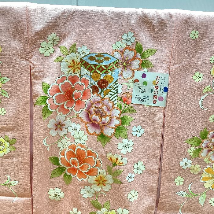 【送料無料】お宮参り 女の子 着物 産着 初着 お祝い着 ピンク地 花模様 日本製 新品 ug320