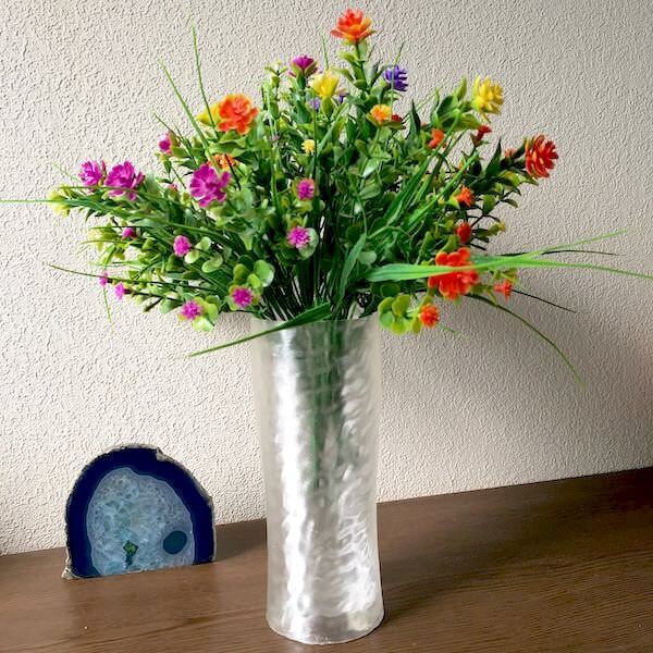 3Dデザイン花瓶 フラワーベース きらめく透明花瓶 半透明 おしゃれな花器 複雑な模様つき 小型 小形 内容器つき プラスティック製 高さ 10cm-25cm