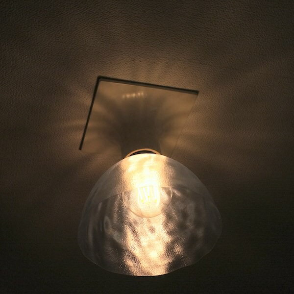 ランプシェード シェードのみ LED電球カバー おしゃれ インテリア 照明カバー 裸電球用 デザイン きらめくランダム模様の傘 直径 16cm-19cm 灯具 ライト モダン 家具 雑貨 透明 ペンダントライトにも 天井直付けシーリングライトにも E26 E17