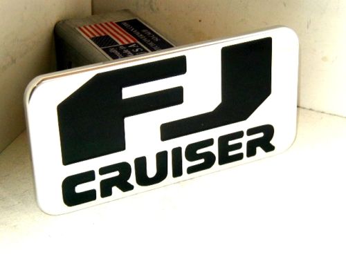 fj cruiserヒッチカバー　タンドラ　タコマ FJ　ハマー　サバーバンなど☆☆☆[取付簡単][プレゼントに大人気][USA直輸入][送料無料][トレーラーヒッチ][デイブレイク]