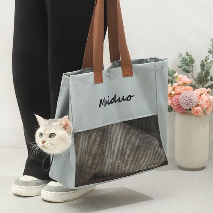 ペット キャリーバッグ 犬 猫 トートバッグ 顔が出る メッシュ 窓 通気性 ペットバ...