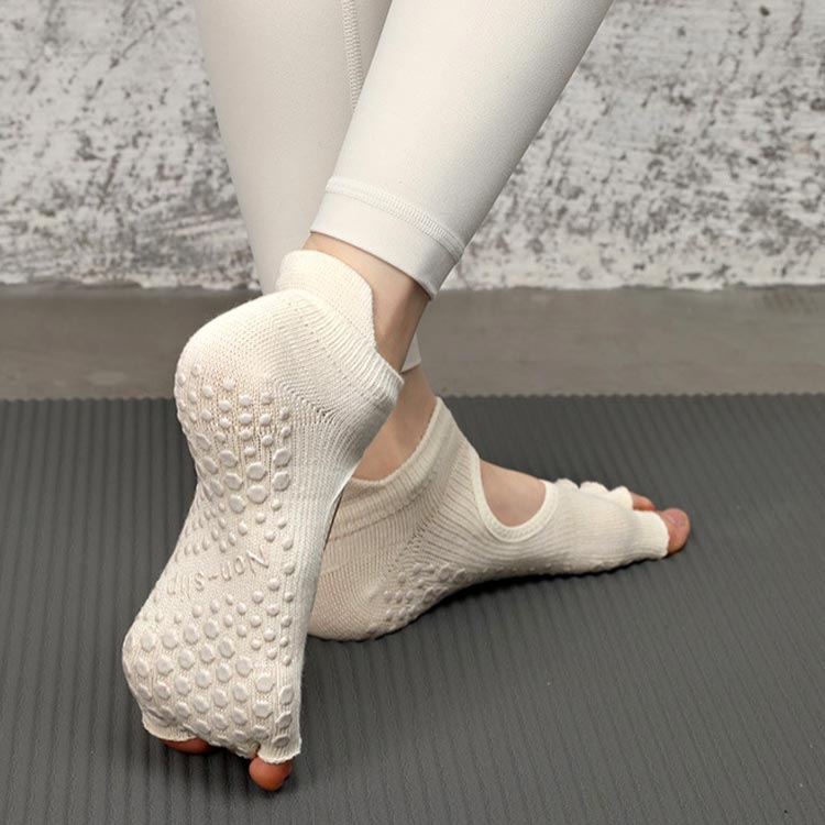 2足セット 通気性 ヨガソックス トレンカソックス 冷え対策 指切りタイプ 五本指 つま先なし 靴下 ストレッチ 5本指 蒸れない ヨガ レディース 滑り止め ムレない ヨガウェア ヨガ ソックス 快適 大人 女性 2足組 3