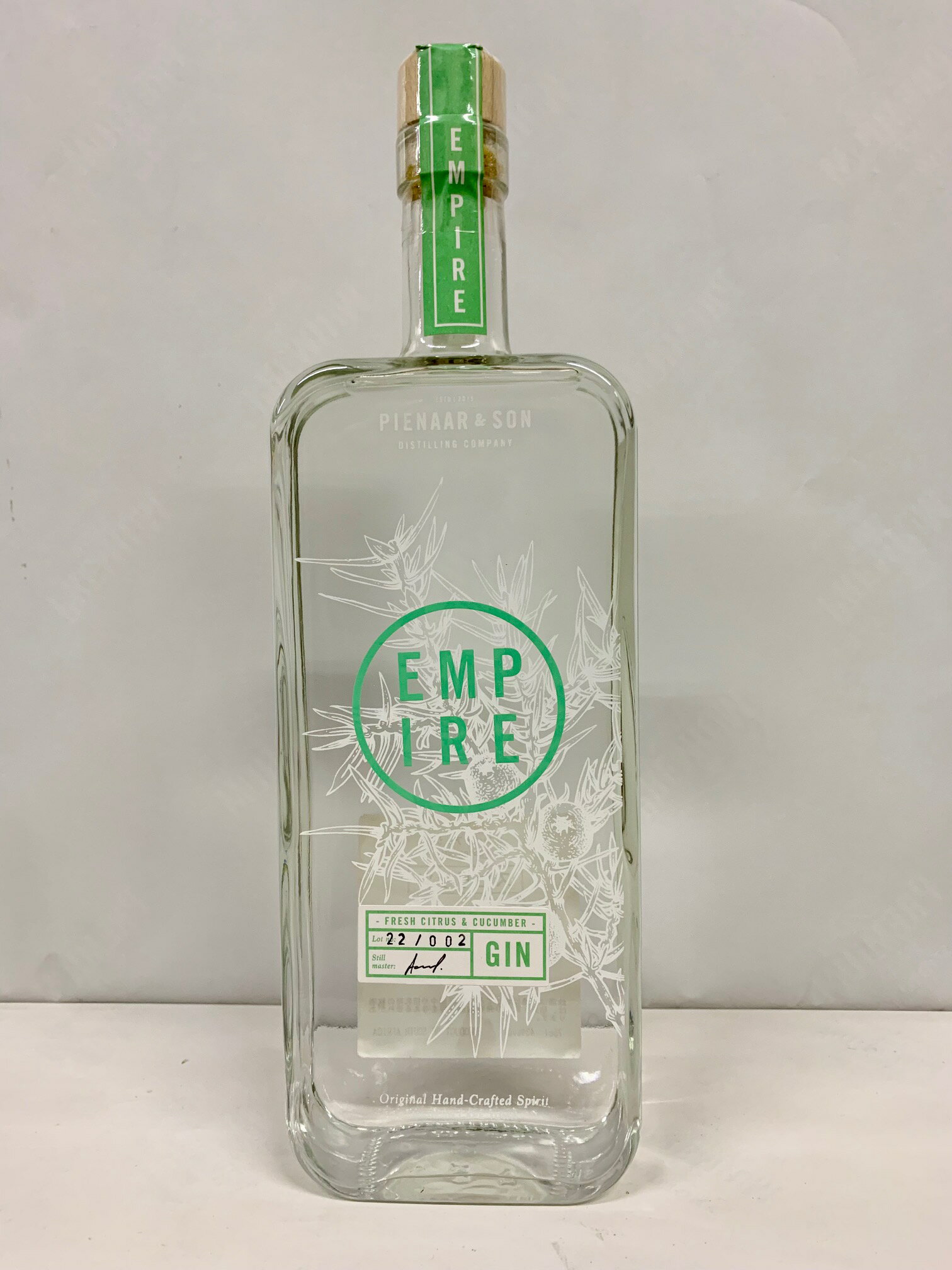 エンパイア ジン 43% 750ml