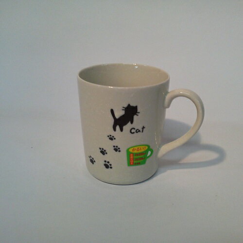 軽量目盛付マグ 日本製 おさんぽネコ 310ml アイトー