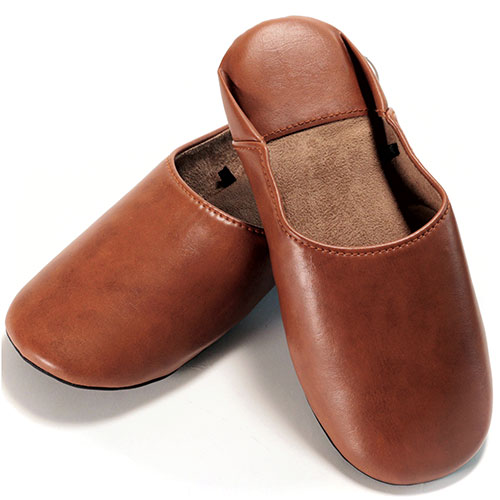 ★10%OFFクーポン 4日20:00〜5日23:59迄★お手入れ簡単スリッパ レザー M ブラウン 約23〜25cm ユニベール