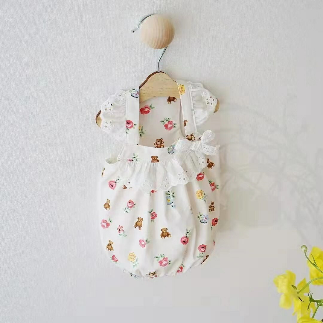 可愛い綿質夏用ワンピース犬服猫服オシャレ熊柄花柄袖なし薄手柔らかい通気 犬 夏服 犬服ドッグウェアペット服ワンピース ペットウェア お出かけ お散歩 かわいい ホワイトグリーン着せやすいオシャレペット用品抜け毛防止お散歩ウェアdc 258 激安特価品 爽やか色味可愛い