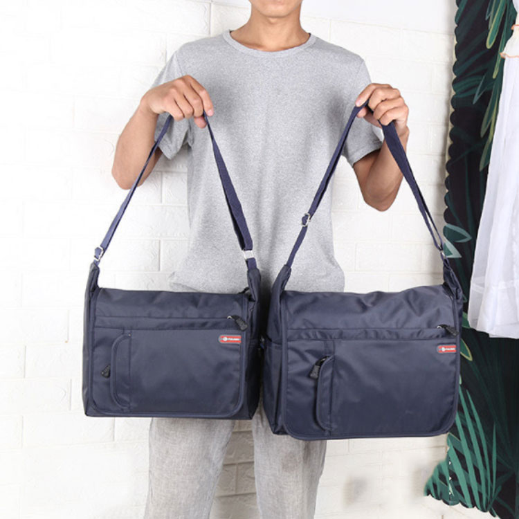 ショルダーバッグ キャンバス 斜めがけ バッグ メンズ レディース 収納 ボディバッグ ポーチ 小物入れ バッグ カバン 軽量 撥水 磁気防止 アウトドア ビジネス 社会人 ギフト プレゼント 送料無料 通勤 通学 大容量 斜め掛け 肩掛け 男女兼用 カジュアル 丈夫 お出かけ(4)