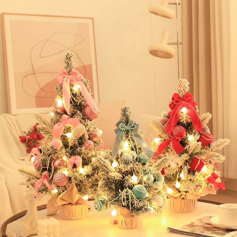 クリスマスツリー 卓上 おしゃれ 北欧 ledライト ミニツリー 小さめ クリスマス飾り LED キラキラ 電池..
