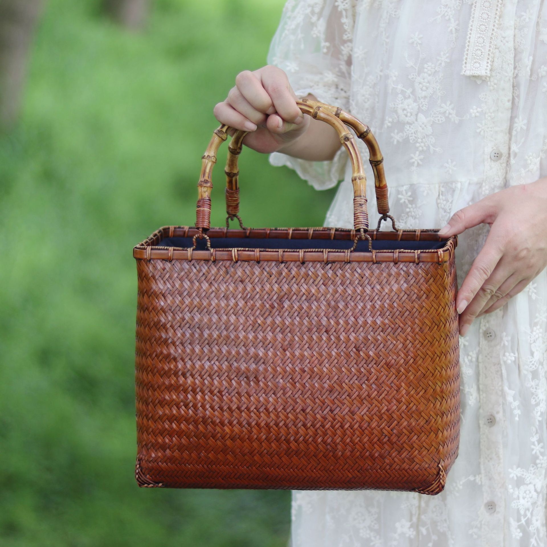 かごバッグ レディース 竹かご バッグ 大容量 軽量 人気 ハンドメイド 手提げカバン 竹編みバッグ 竹製 ハンドバッグ 籠バッグ 巾着 夏 花火大会 浴衣 着物 伝統工芸品 竹工芸 竹細工 清境Craft