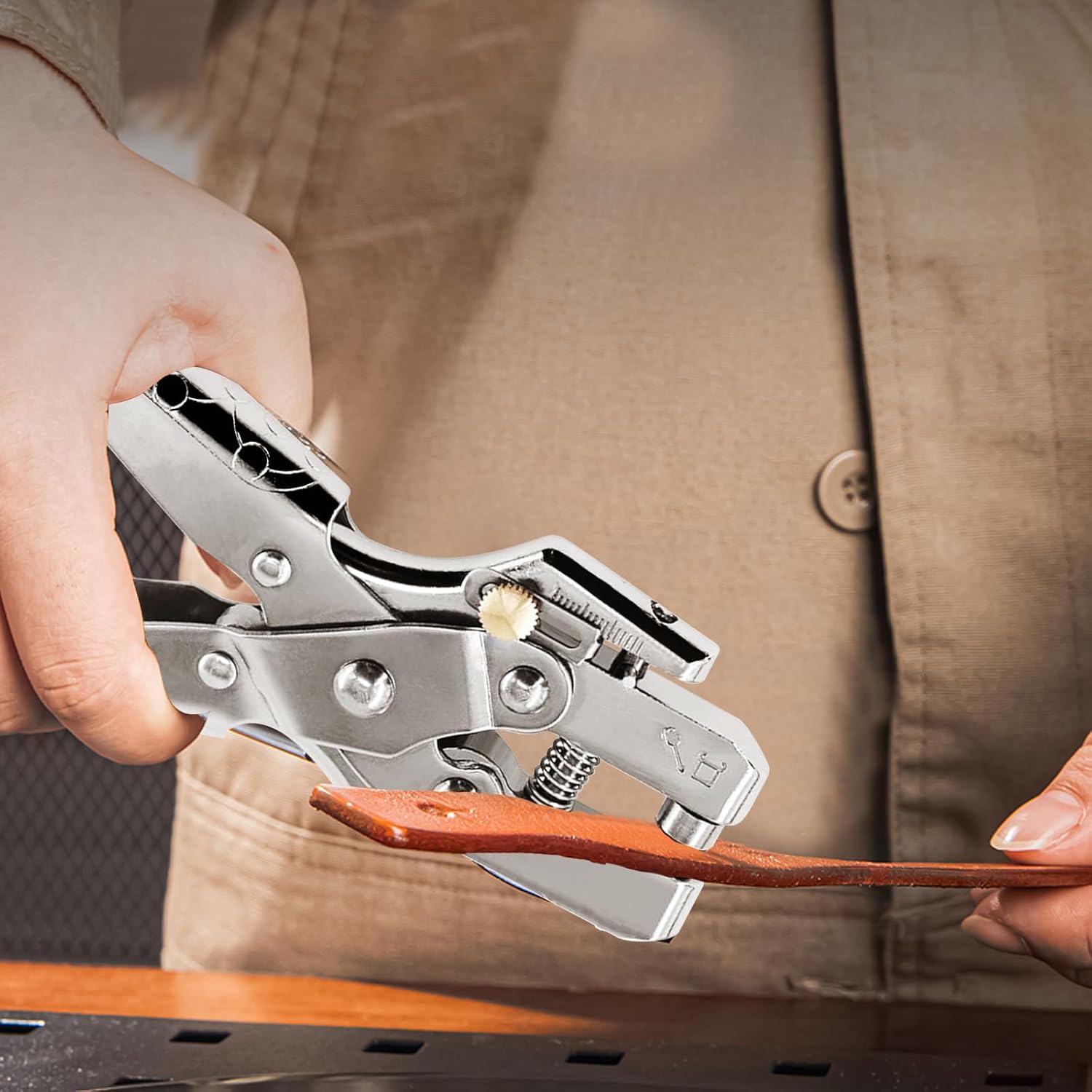 ハトメパンチ オープン工業 穴あけパンチ 穴あけ工具 リベットパンチ パンチプライヤー 使用やすい 炭..