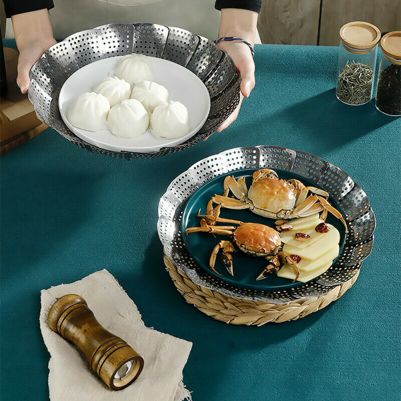 多機能蒸し皿 蒸し器 ステンレス鋼 直径調節可能 スタンド＆取っ手付き 便利 キッチングッズ 水切り可能 蒸しプレート 蒸し料理 蒸し調理 S M L 三つのサイズ キッチンツール 蒸しざる
