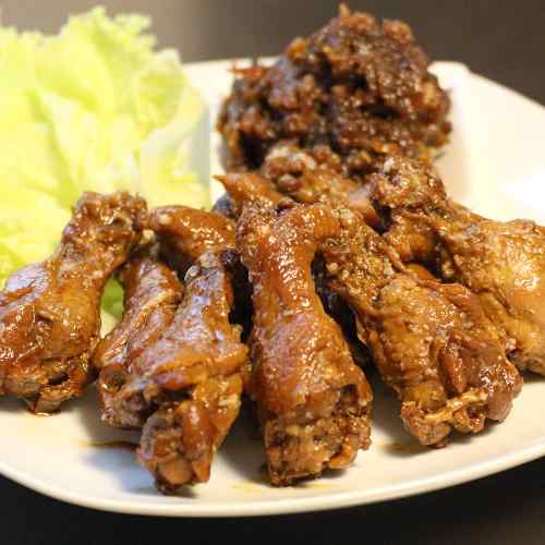 三重 桑名 貝新フーズ 志ぐれ煮 手羽元 牛肉 詰合せ 常温 老舗 グルメ ご飯のお供 ギフト 贈答 ddiissmm-10039134 DISM & Co. パッケージ画像