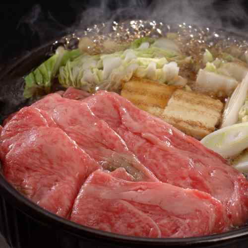 松阪牛 すき焼き リブロース 700g 和牛 高級 ブランド牛 日本三大和牛 肉の芸術品 ...