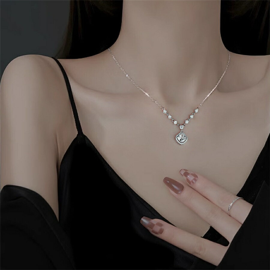 樂天商城 - 【マラソン先行★15％OFF】人気 ネックレス キラキラ レディース 四角 おしゃれ 北欧風 プレゼント 冠婚葬祭 結婚式 シルバー999 かわいい 彼女 友達 アクセサリー チェーン デイリー 長め 短め 豪華 高級感 シルバー おしゃれ エレガント 上品