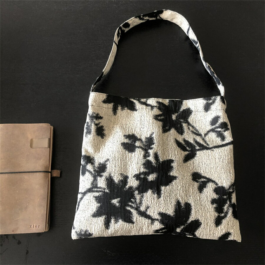 【SS限定価格★さらに10%OFF】トートバッグ ハンドバッグ コスメポーチ 折りたたみ 大容量 バッグ 花柄 おしゃれ レディース コンパクト デイリー 袋 軽量 丈夫 ショッピングバッグ エコバック ショッピング コンビニバッグ 買い物 レジバッグ 洗濯可能 おしゃれ