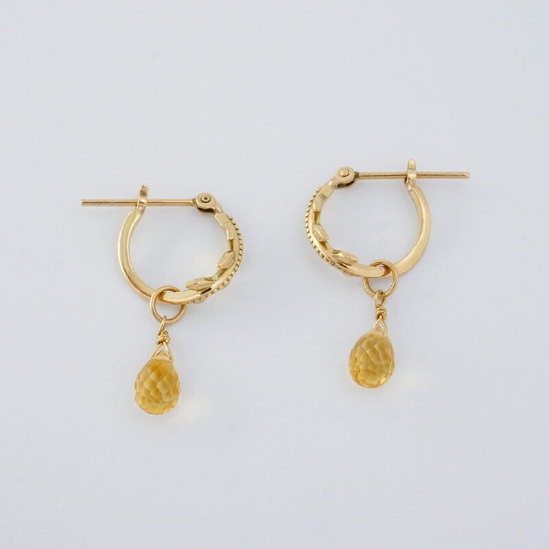 【3月15日値上げ実施】k10/k18 実りのピアス シトリン リーフ フープピアス ゴールド リーフ ピアス 天然石 11月 誕生石 揺れる 地金 10金 10k 18金 18k チャームピアス 葉っぱ ボタニカル 商売繁盛 金運 無料ラッピング　ギフト お守り