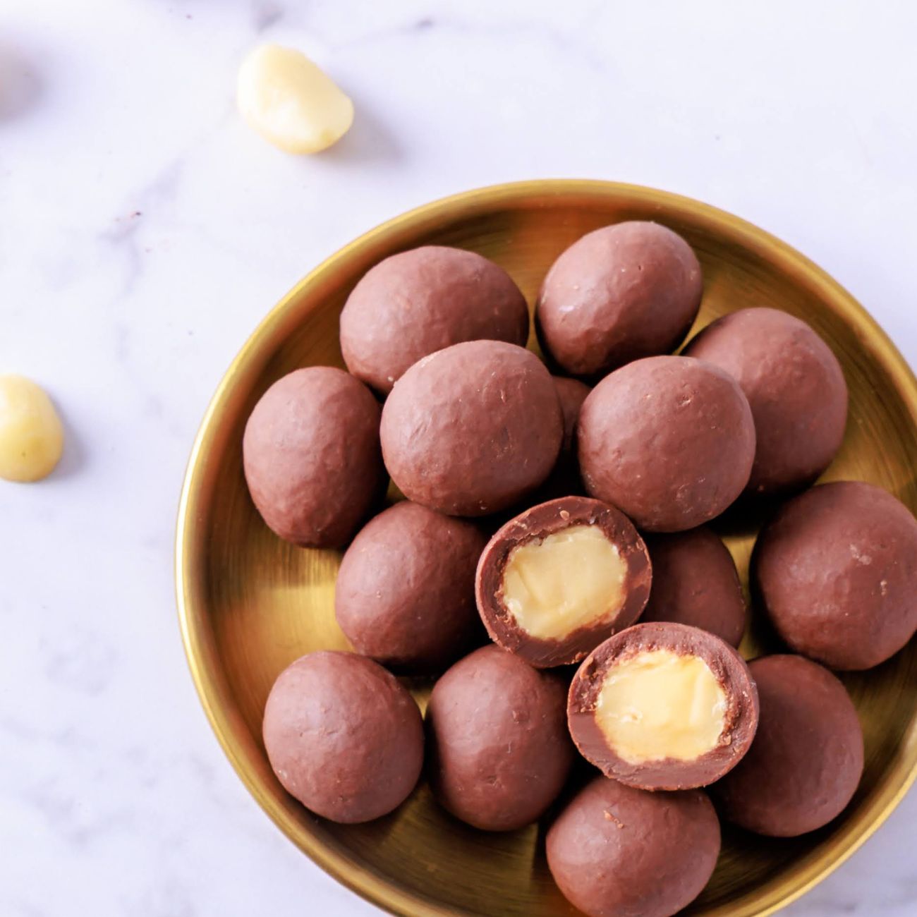＜ネット限定＞ クロカンギフト 母の日 お菓子 セット ギフト おしゃれ チョコレート 高級 春ギフト 春の贈り物 ナッツチョコ マカダミア ナッツ チョコレート 手土産 ギフト おしゃれ お酒に合うチョコレート 高リピート率 デカダンス 麻布 白金 decadence ショコラティエ