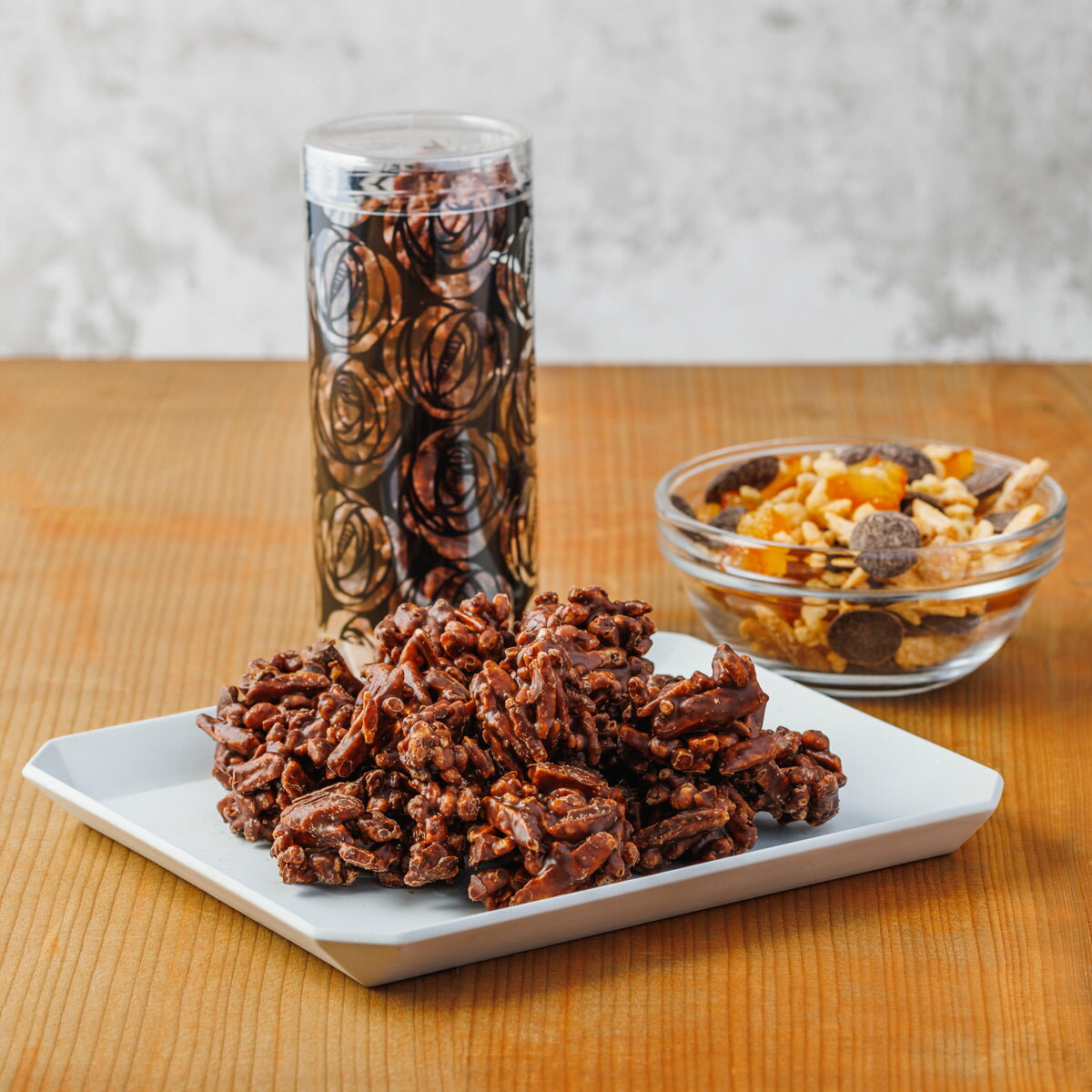 ロッシェ ノワール クリスマス Xmas 冬ギフト お歳暮 お菓子 カカオ アーモンド ビター ご褒美スイーツ お菓子 高級チョコレート おしゃれ ギフト バレンタイン ホワイトデー スイーツ プレゼント 高リピート率 贈り物 茗荷谷 白金 西麻布 decadence du chocolat