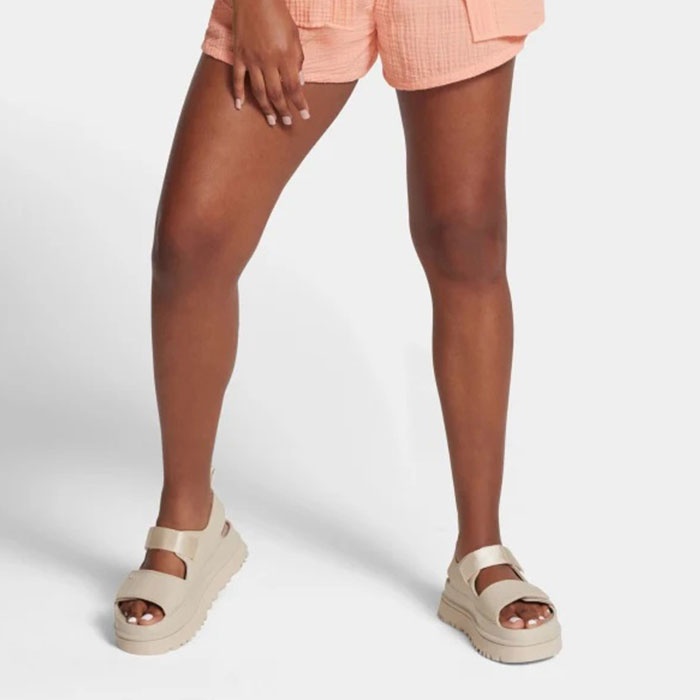 【国内正規販売店】UGG アグ　GoldenGlow　ゴールデングロウ　サンダル (レディー...