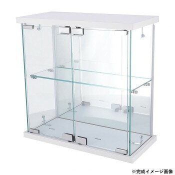 お気に入りのコレクションを入れたり、大切な物を入れたりと、使い勝手の良いコレクションケースです。※画面上のカラーはブラウザや設定により、実物とは若干異なる場合がございます。あらかじめご了承の上ご注文ください。※商品画像の小物等は商品に含まれておりません。※組立には別途プラスドライバーが必要です。サイズ全体:幅425×奥行200×高さ425mm、ガラス棚板:315×315mm個装サイズ：42.5×20.0×42.5cm重量8.3kg個装重量：8300g素材・材質天板・地板:プリント紙化粧繊維板側板・棚板・扉板:強化ガラス背面ミラー:ガラス(飛散防止フィルム加工)仕様耐荷重(ガラス棚板):約3kg上板有効内寸:390×150×180mm下板有効内寸:390×160×200mm生産国台湾ガラスなので中身が良く見える