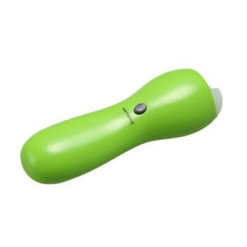 ブルブル振動するハンディなリフレッシュグッズです。2段階調整式となります。サイズ約15.5×5×4cm個装サイズ：6.5×18.5×4.5cm重量約70g個装重量：70g素材・材質ABS樹脂仕様単3乾電池2本使用(別売り)生産国中国ブルブル振動するハンディリフレッシュグッズ