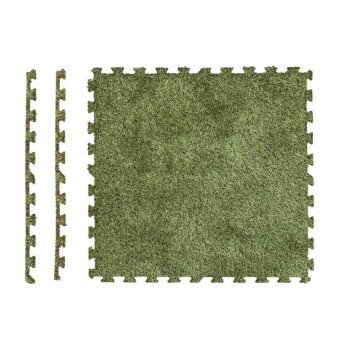 室内のお部屋にいながら、アウトドア気分を味わえる芝生風ジョイントマットです。観葉植物をたくさん置いて、緑いっぱいの素敵な空間を作ったりできます。おもわず触れたくなるような気持ちよさで、くつろぎスペースにぴったりです。また、適度なクッション性...