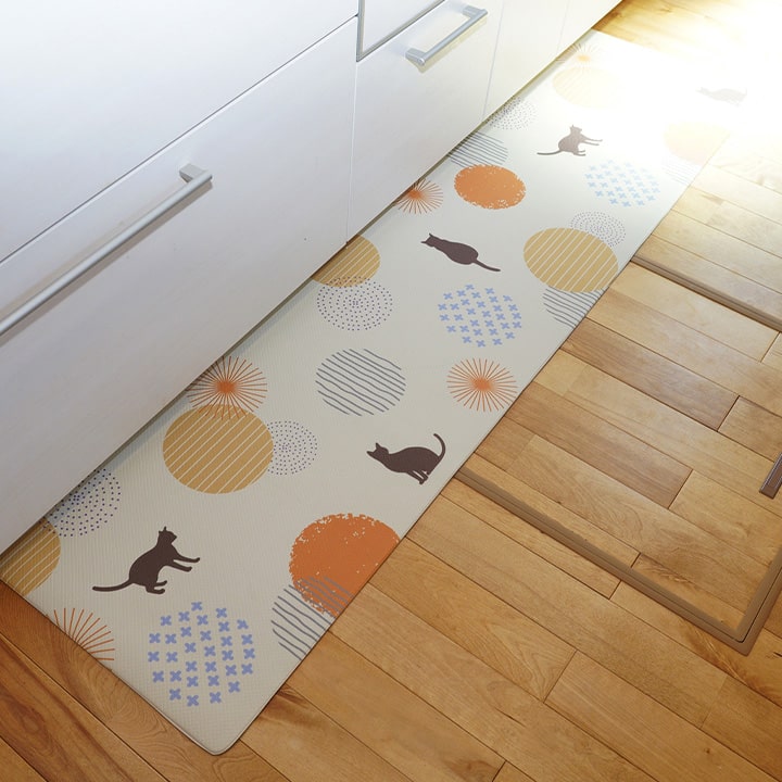 キッチンマット PVC使用 お手入れ簡単 拭ける お掃除ロボ対応 すべりにくい 薄手 耐圧分散 ネコ柄 アニマル柄 可愛い 約45×120cm