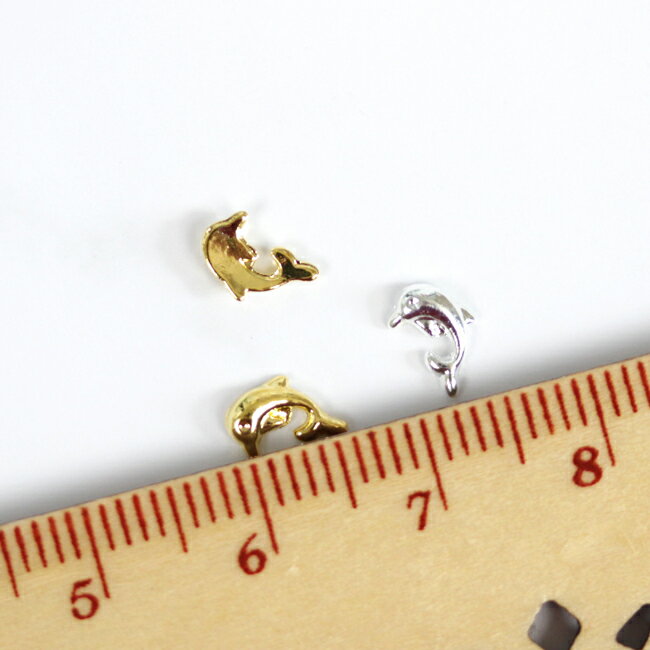 【封入 パーツ】 20個 イルカ ネイルパーツ (全2色) アクセサリー 手芸 メタル パ...