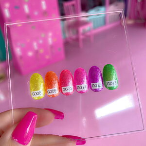 【NEWグリッターシリーズ】【単品販売】プロ仕様★化粧品登録済 ネイルジェル nailgel ネイル資材 ジェルネイル ラメネイル ラメジェル ラメジェルネイル ネイル 原色 カラー ビビットカラー カラージェル ラメ 赤 オレンジ 黄色 紫 デコパニック 発色良好 DECOPANIC