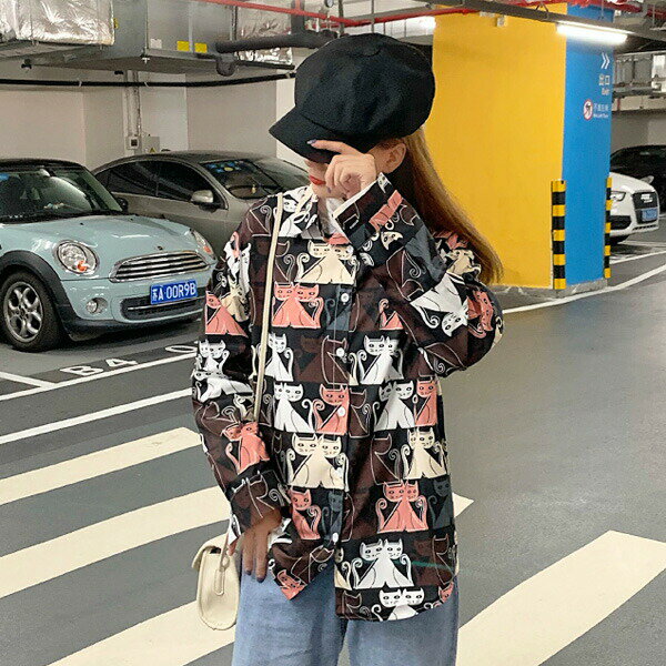 ファッション レディース トレンド ゆったり 大きめ オーバーサイズ カジュアル ポップ かわいい レトロ ピンク ブラック 柄シャツ ネコ 猫 コスチューム プリント ダンス 韓国ファッション カラフル トップス 総柄 個性的 原宿系 大きいサイズ 衣装 ヒップホップ 長袖