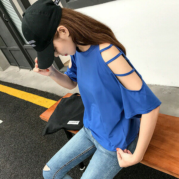 【即納あり】 ダンス 衣装 ヒップホップ ダンス衣装 韓国 ダンス 衣装 肩だし トップス セクシーな肌魅せがポイントのオーバーシルエット肩あきカットソートップス 半袖 5分袖 ブラック ブルー ホワイト オーバーシルエット 韓国ファッション